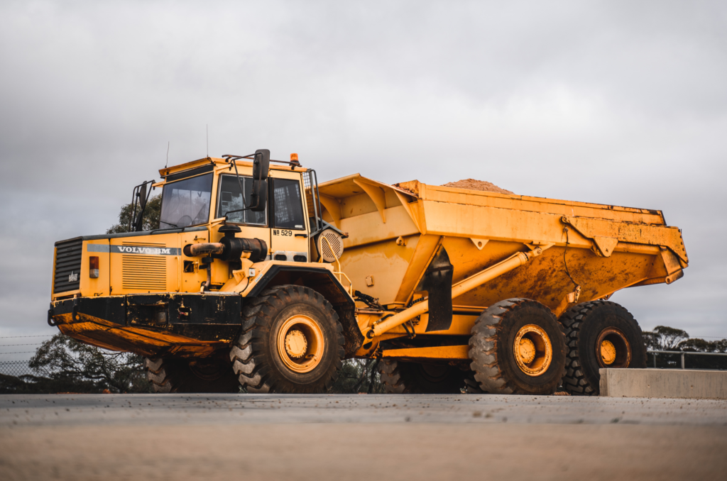 Dump Truck Trainee Jobs & Training How to get a job driving dump trucks